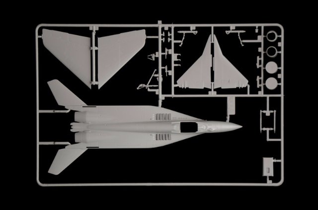 MIG 29 FULCRUM (Italeri 1:72) 