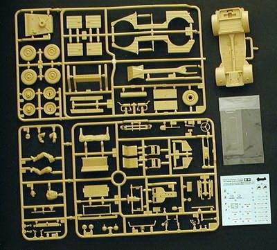 Kubelwagen Type 82 (Tamiya 1:35) 