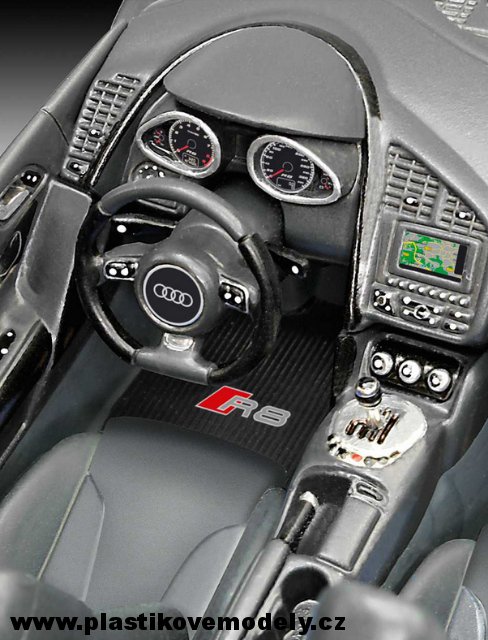 07057 -Audi R8 black  (Revell 1:24) 