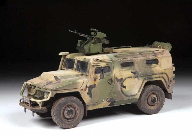 GAZ Tiger w-Arbalet (Zvezda 1:35) 