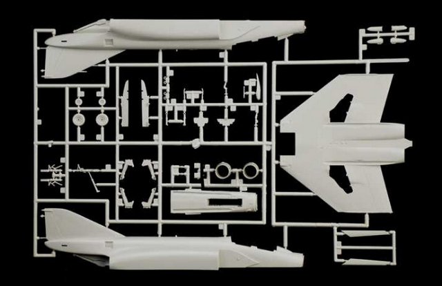F-4E-F Phantom II (Italeri 1:72) 