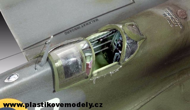 03959 - Supermarine Spitfire Mk. II (Revell 1:48) 