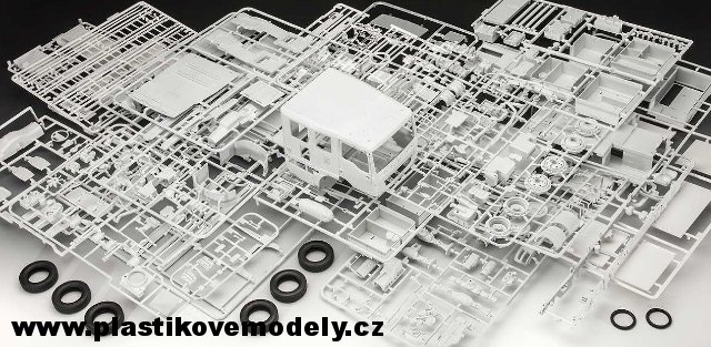 07452 - Schlingmann HLF 20 (MAN TGM Euro 6) (Revell 1:24) 