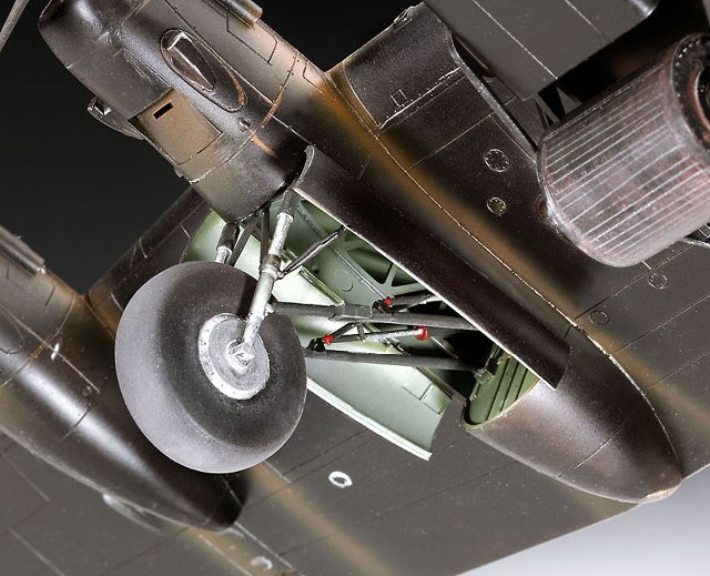 04295 - Lancaster B. III Dambuster (Revell 1:72) 