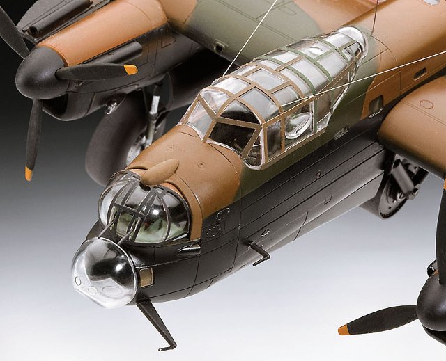 04295 - Lancaster B. III Dambuster (Revell 1:72) 