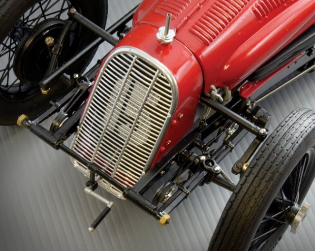 Auto FIAT 806 GRAND PRIX (Italeri 1:12) 