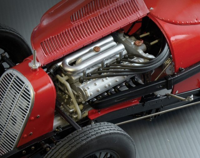 Auto FIAT 806 GRAND PRIX (Italeri 1:12) 