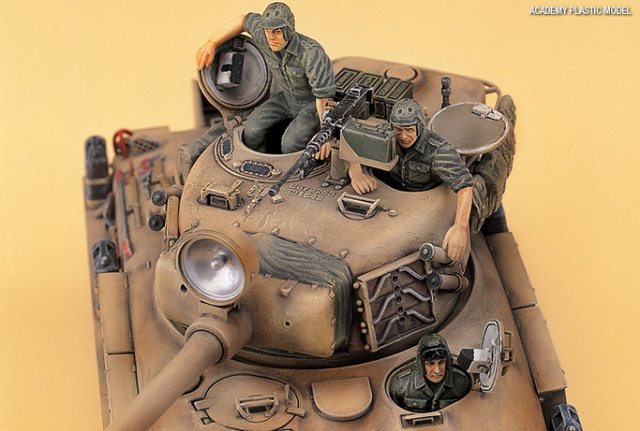 IDF M-51 SUPER SHERMAN (Academy 1:35) 
