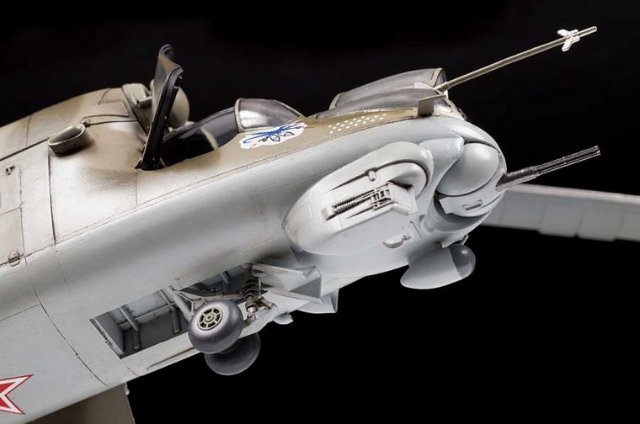 Vrtulník MIL-Mi 24 V-VP (Zvezda 1:48) 