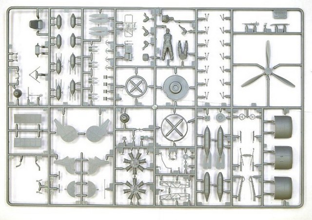 SU-2 Soviet Light Bomber (Zvezda 1:48) 