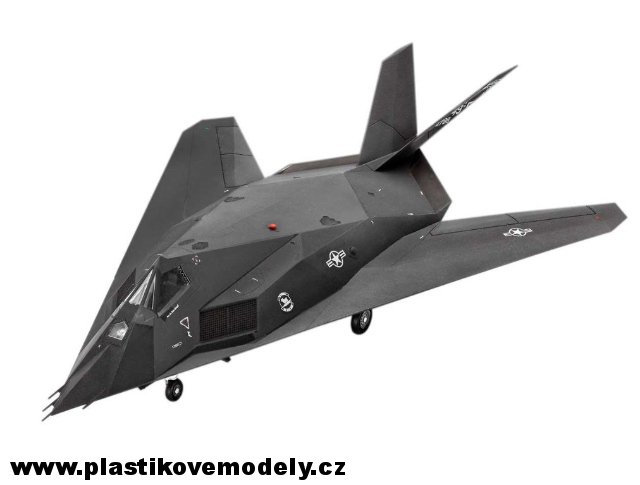 Lockheed Martin F-117A Nighthawk Stealth Fighter (Revell 1:72) 