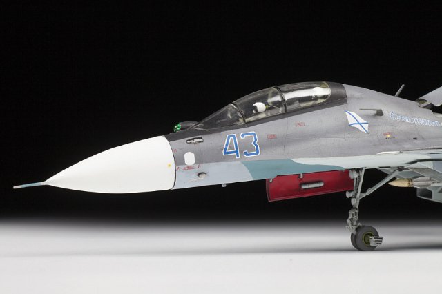 Sukhoi SU-30 SM Flanker C (Zvezda 1:72) 
