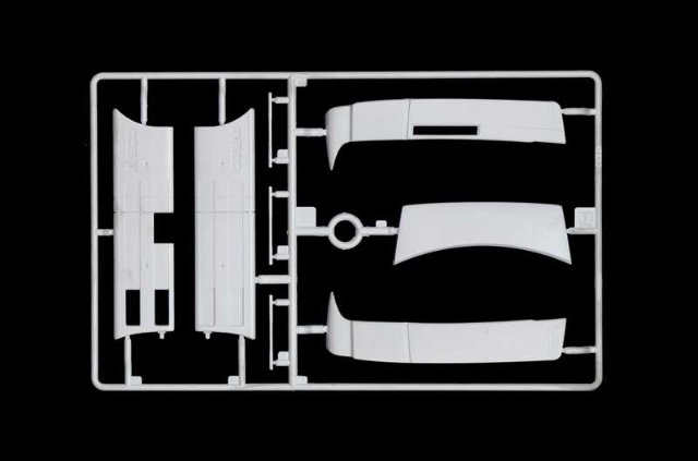 IVECO HI-WAY E5 ABARTH (Italeri 1:24) 