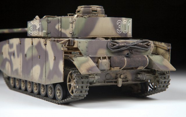 Tank Panzer IV Ausf.G (Zvezda 1:35) 