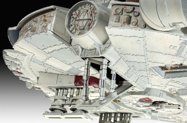 Millennium Falcon (Revell 1:72) 
