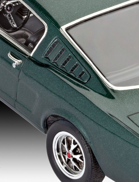 07065 - Auto 1965 Ford Mustang 2+2 Fastback (Revell 1:25) 