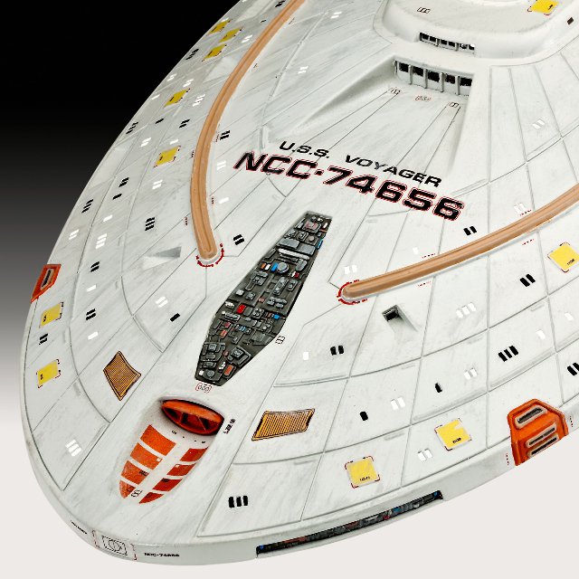 ModelKit Star Trek U.S.S. Voyager (Revell 1:670) 