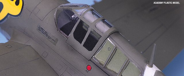 P-40E Warhawk (Academy 1:72) 