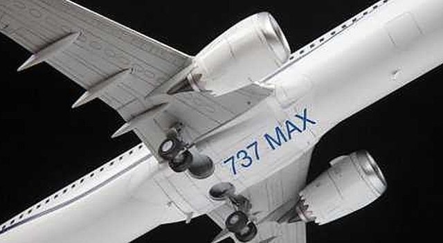 Letadlo Boeing 737- 8 MAX (Zvezda 1:144) 