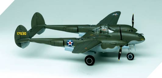 P-38F Lightning Glacier Girl (Academy 1:48) 
