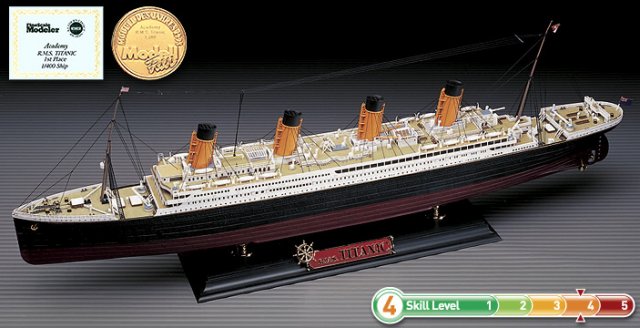 The White Star liner TITANIC MCP (Academy 1:400) 