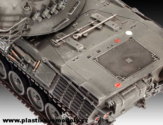 03240 Leopard 1 (Revell 1:35) 