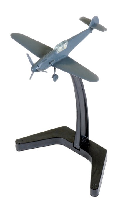 Wargames (WWII) Messerschmitt Bf 109F-2 (Zvezda 1:144) 