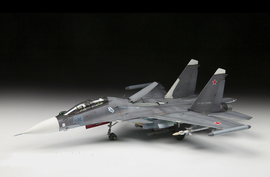Sukhoi SU-30 SM Flanker C (Zvezda 1:72) 