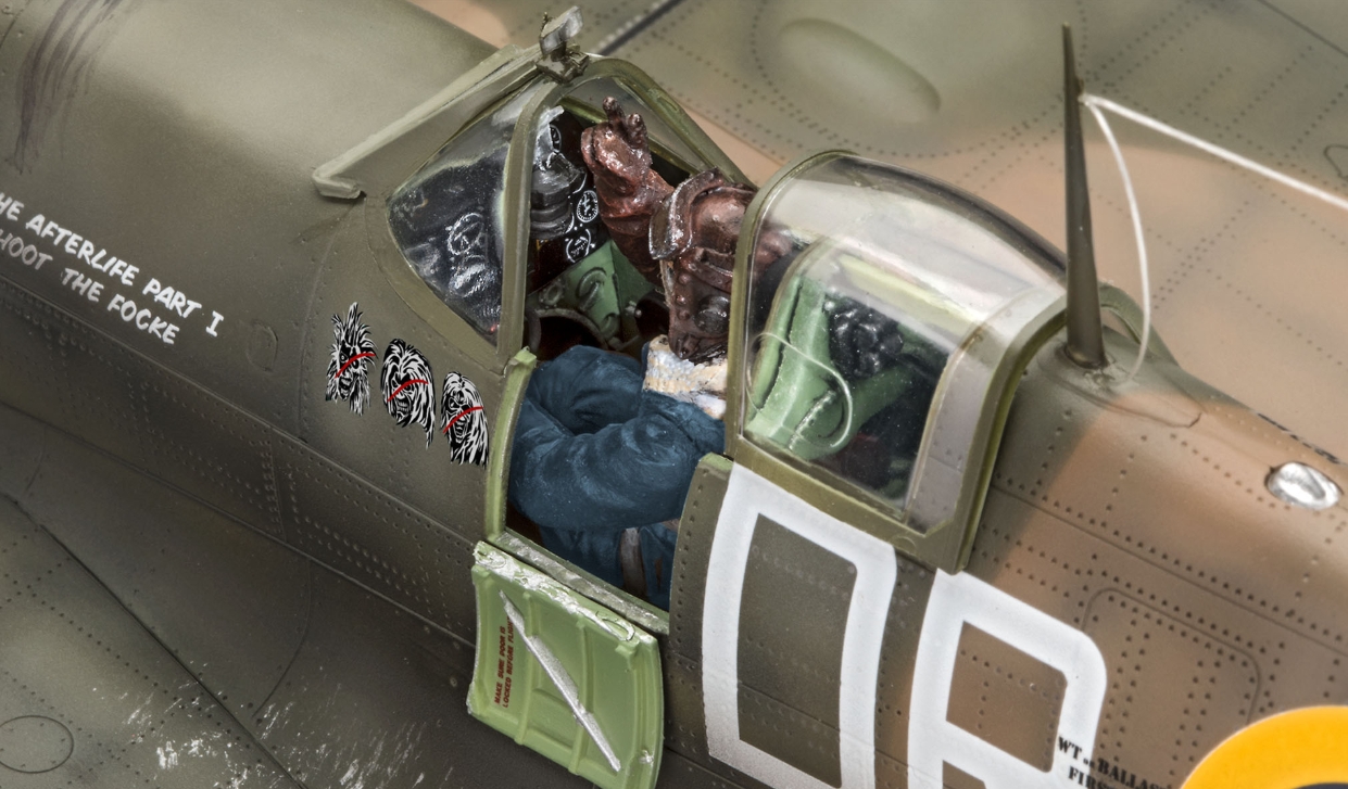 Spitfire Mk.II "Aces High" Iron Maiden (Revell 1:32)