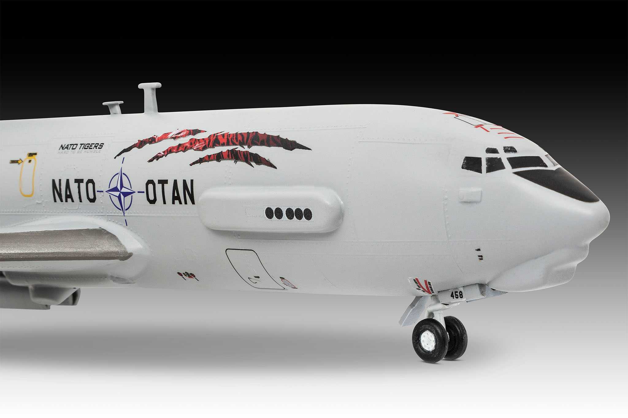 Boeing E-3A (Revell 1:144)