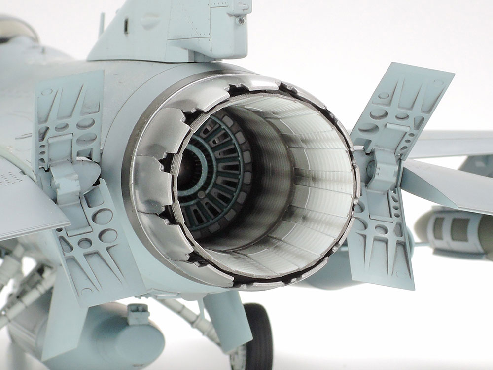 F-16CJ Fighting Falcon (Tamiya 1:32)