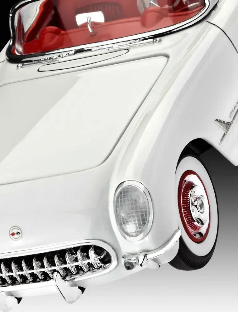 ModelSet '53 Chevrolet® Corvette® Roadster (Revell 1:24)