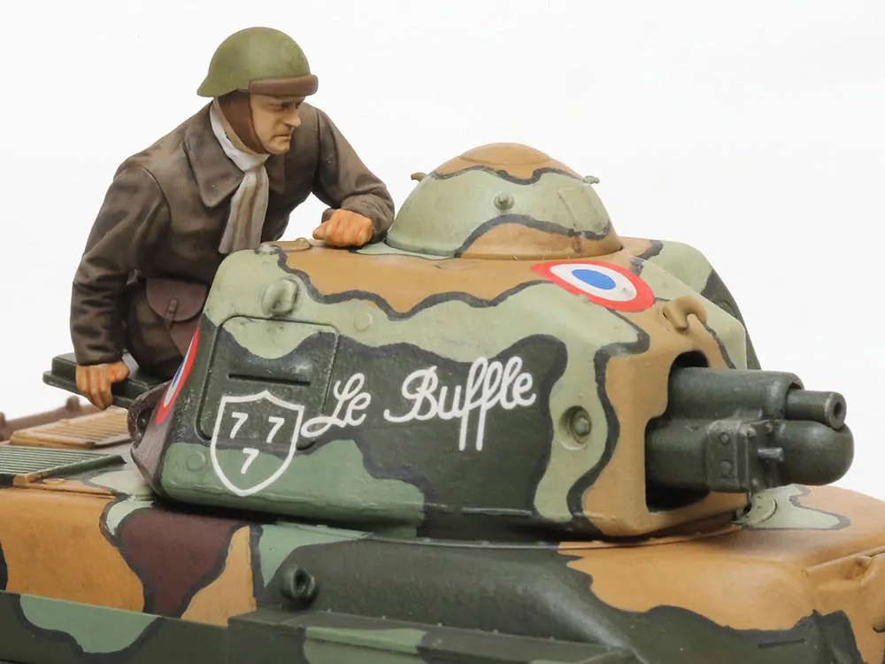 Francouzký lehký tank R35 (Tamiya 1:35) 