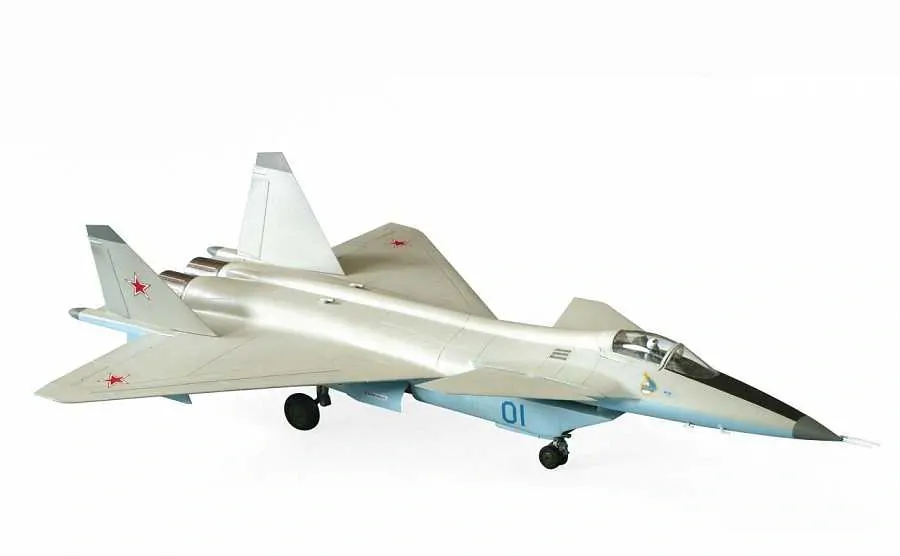 MIG 1.44 Russian Multirole Fighter (Zvezda 1:72)